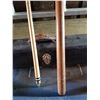 Image 2 : 2 PC POOL CUE & BLACK CARRY CASE 42X4½X5"