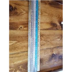LOT OF 5 SASK ADVERTISING YARD STICKS, (LINACRE, BIGGAR, SASKATOON, ABBEY, ROSETOWN)