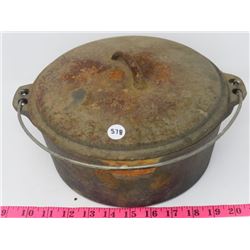 CAST IRON COVERED POT