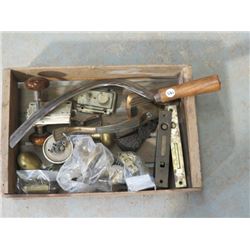 WOODEN CHERRY BOX (NO LABEL) SET  OF SPRING LOADED BRASS HINGES, 3 SETS RETRO BRASS DOOR KNOBS, SET