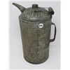 Image 1 : OIL CAN W/HANDLE, SPOUT, TOP HANDLE ABOUT 3 QT
