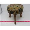 Image 2 : SMALL FOOT STOOL MOD. #502 14X10X9"