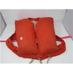VINTAGE LIFE JACKET