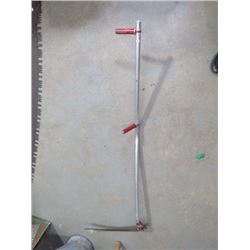 ONE HAND RETRO SCYTHE