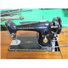 Image 3 : SINGER ELECTRIC SEWING MACHINE W/STAND