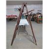 Image 1 : 5FT WOOD LADDER