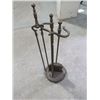 Image 2 : FIRE PLACE SET, INCL SCOOP & TONGS