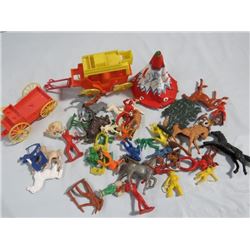 SACK OF TOYS W/TEE-PEE & INDIANS