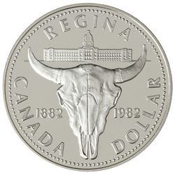 1982 $1 silver dollar cased with the wrong outer box.
