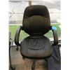 Image 1 : Office black Chair Adjustable on wheels