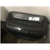 Image 2 : Sea breeze turbo fan, comfort zone heater, staples paper shredder