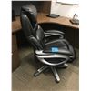 Image 2 : 1 High end Black leather adjustable chairs with arms and wheels