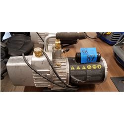 YJ SUPEREVAC, 2 stage, 6 cfm, vacuum pump, Model: 93560, S/N X465811 /hose & Vacuum pump oil