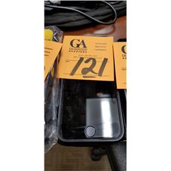 5 IPhones some with cases