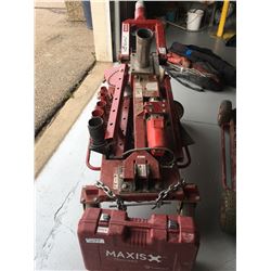 1- MAXIS 10K Wire Puller W/ Remote