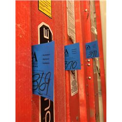1- Louisville 12' Ladder