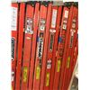 Image 2 : 1- Sturdy + 1- Louisville 6' Ladders