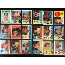 VINTAGE BASEBALL CARD LOT