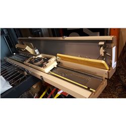 CORONA KNITTING MACHINE