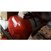 Image 1 : MOTOMASTER 10 GALLON AIR TANK