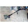 Image 1 : BLACK AND DECKER 2 HORSEPOWER HIGH-TORQUE ELECTRIC EDGER