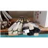 Image 2 : 2 BUNDLES OF NEW FIBERGLASS SLEDGE HANDLES