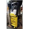 Image 1 : KARCHER PRESSURE WASHER