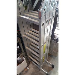 FOLDING EXTENTION LADDER