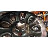 Image 3 : 2 MOTORCYCLE TIRES AND SET OF TRUCK HUBCAPS