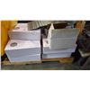 Image 2 : 10 BOXES OF LIGHT GREY GLASS TILE