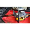 Image 2 : POULAN PRO 16 INCH GAS CHAINSAW RUNNING