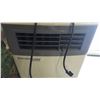 Image 3 : 9,000 BTU AIR CONDITIONER, WITH HOSE