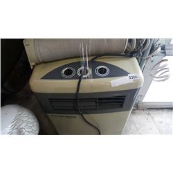 9,000 BTU AIR CONDITIONER, WITH HOSE