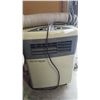 Image 2 : 9,000 BTU AIR CONDITIONER, WITH HOSE