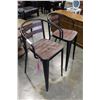Image 2 : PAIR OF HAMPTON BAY HIGH PATIO CHAIRS