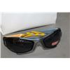 Image 2 : 12 PAIRS NEW RYDERS COILER INTERCHANGEABLE LENS SUNGLASSES RETAIL $79 EACH