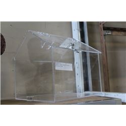 ACRYLIC HOUSE SHAPED LOCKING DISPLAY W/ KEY