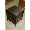 Image 1 : 3 DRAWER MODERN NIGHTSTAND