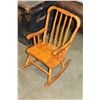 Image 3 : KIDS ROCKING CHAIR AND BEANBAG CHAIR