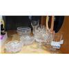 Image 2 : CRYSTAL GLASSES AND DISHES
