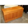 Image 1 : WALNUT SIDEBOARD