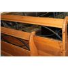 Image 3 : KINGSIZE SLEIGHBED FRAME