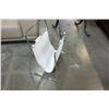Image 2 : MODERN WHITE LEATHER AND CHROME MAGAZINE RACK