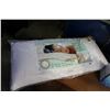 Image 2 : THERAPEDIC TRU COOL PILLOW AND LATEX FOAM PILLOW