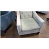 Image 3 : BETTER BY DESIGN ARMCHAIR AS NEW