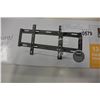 Image 3 : NEW OVERSTOCK INSIGNIA 13-32 INCH FIXED POSITION TV WALL MOUNT
