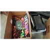 Image 2 : 3 BOXES OF ESTATE GOODS