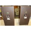 Image 2 : PAIR OF SS-200 VINTAGE SPEAKERS