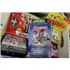 Image 2 : LARGE TRAY OF BASEBALL CARDS