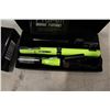 Image 2 : NEW RECHARGEABLE ORANGE 710 OIL / VAPE PEN WITH ACCESSORIES RETAIL $89